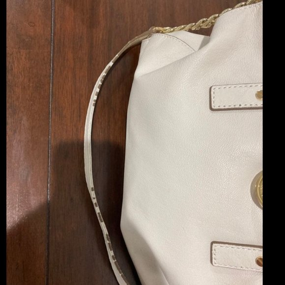 Michael Kors Purse - Picture 4 of 4